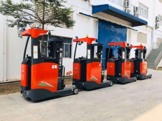 Bình Minh cung cấp độc quyền xe nâng reach truck heli