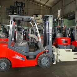 Bình Minh đại lý cung cấp xe nâng kẹp vuông chính hãng chất lượng