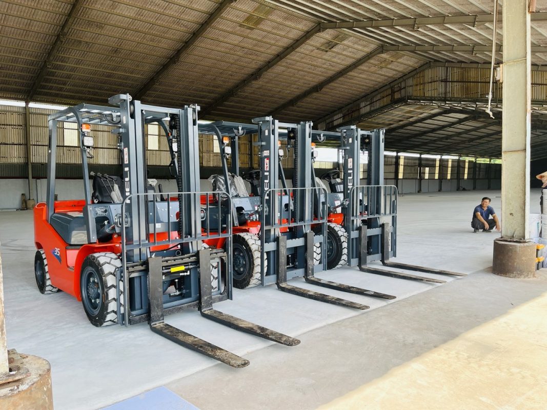 Bình Minh là đại lý độc quyền và duy nhất tại việt Nam cung cấp xe nâng thuơng hiệu HELI