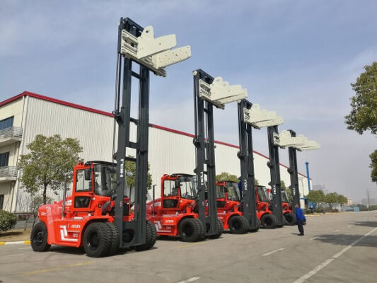 Bình Minh phân phối độc quyền xe nâng 12 tấn Heli