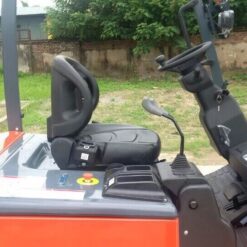 Cabin xe nâng điện 1 tấn Heli rộng rãi thoải mái