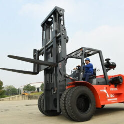 Xe nâng 12 tấn động cơ Xichai