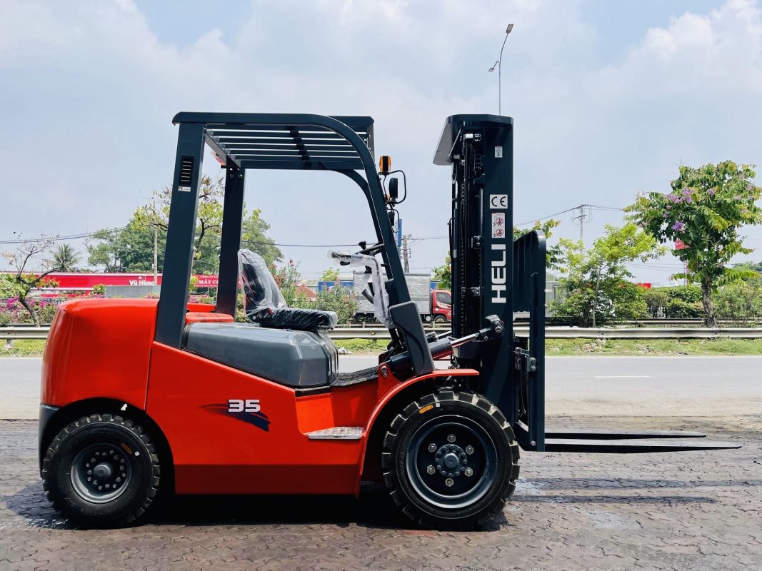 Xe nâng dầu 3.5 tấn Heli K2 series với nhiều cải tiến so với dòng K series