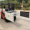 Xe nâng kẹp thùng carton
