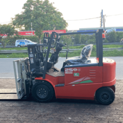 xe nâng push pull cấu hình làm việc trong container