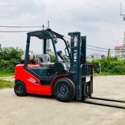 Xe nâng xăng/gas sử dụng cho các lĩnh vực yêu cầu môi trường sạch