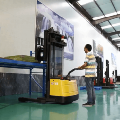 Bình Minh đại lý phân phối độc quyền xe nâng tay điện Heli tại Việt Nam